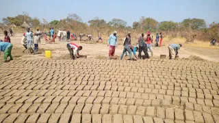 Ko Damina : Construction de la base de formation